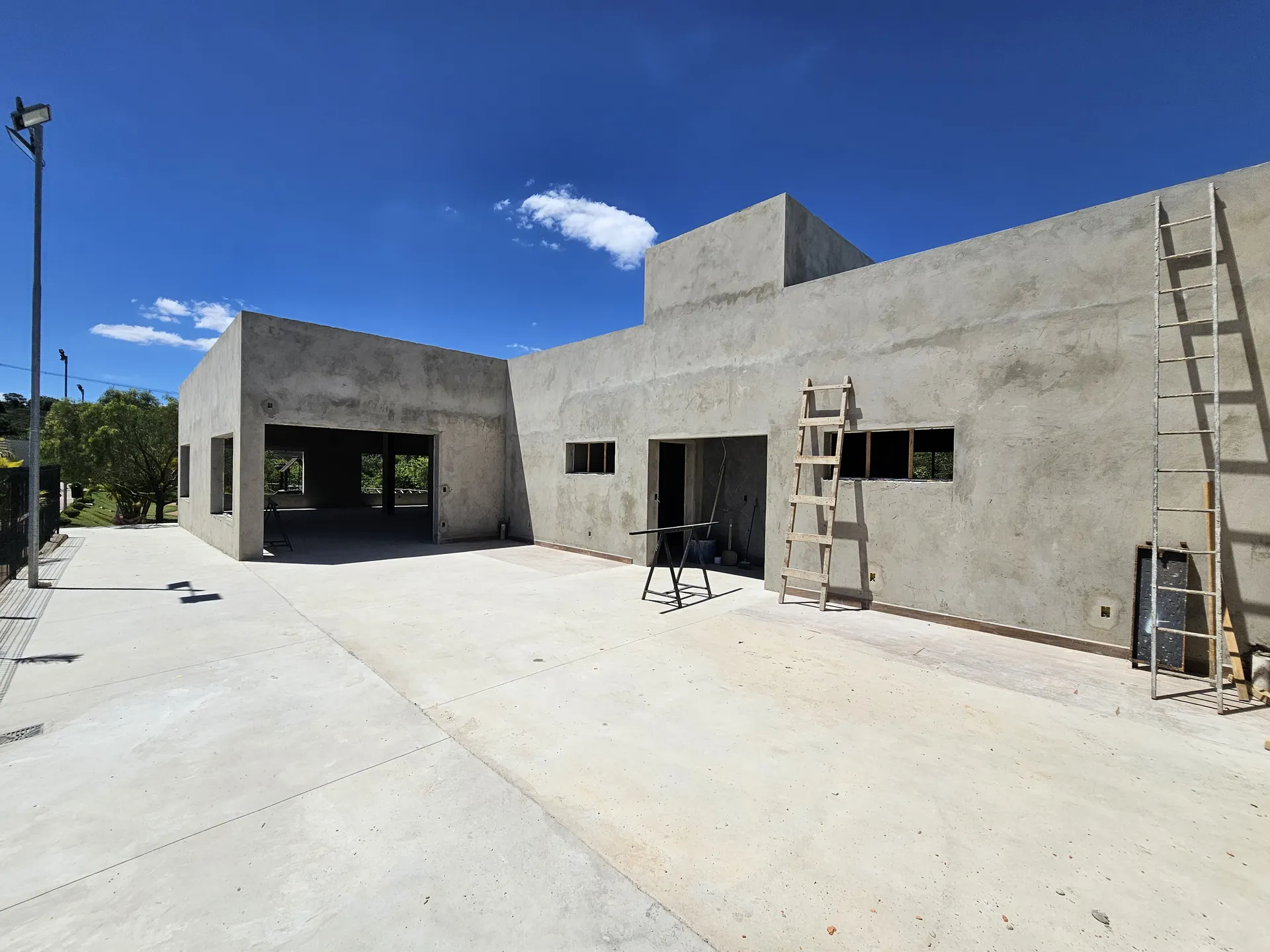 Estrutura da futura academia e sala de ginástica